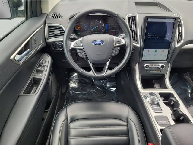 Used 2024 Ford Edge SEL AWD/4WD image 16