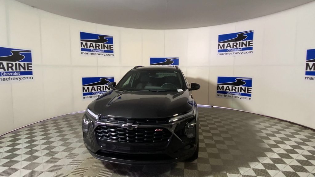 Used 2025 Chevrolet Trax RS w/ Driver Confidence Package FWD image 5
