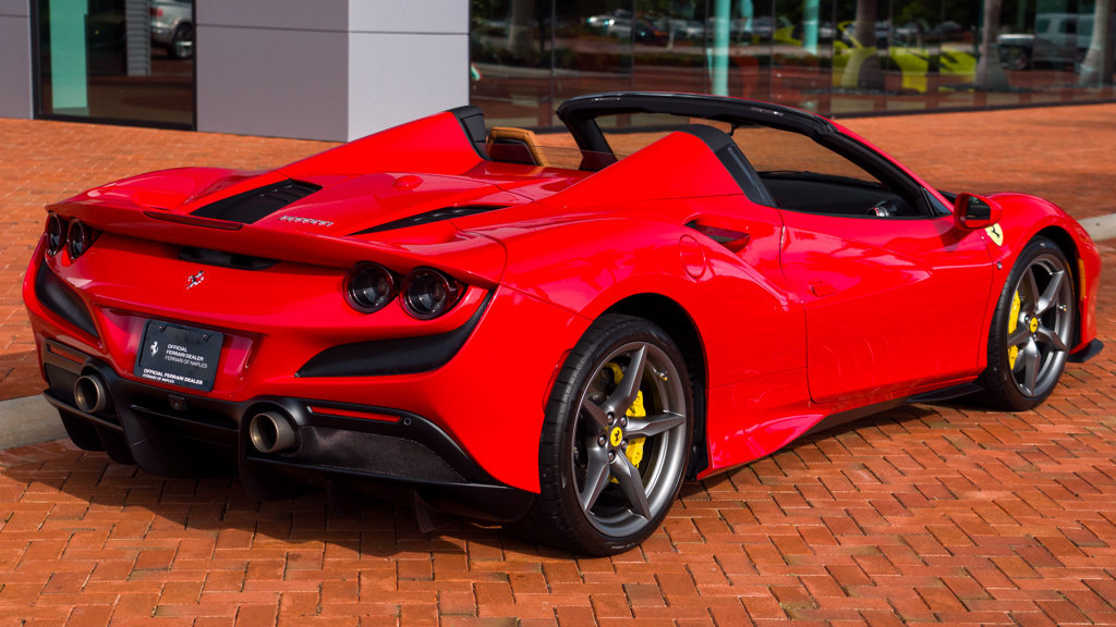 Certified 2023 Ferrari F8 Tributo RWD image 7