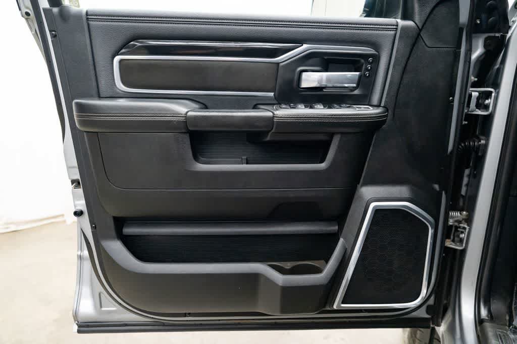 Used 2022 RAM 3500 Laramie AWD/4WD image 20