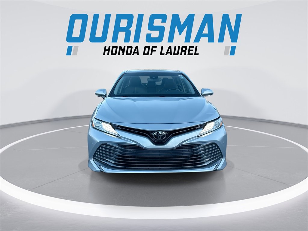 Used 2018 Toyota Camry XLE image 3