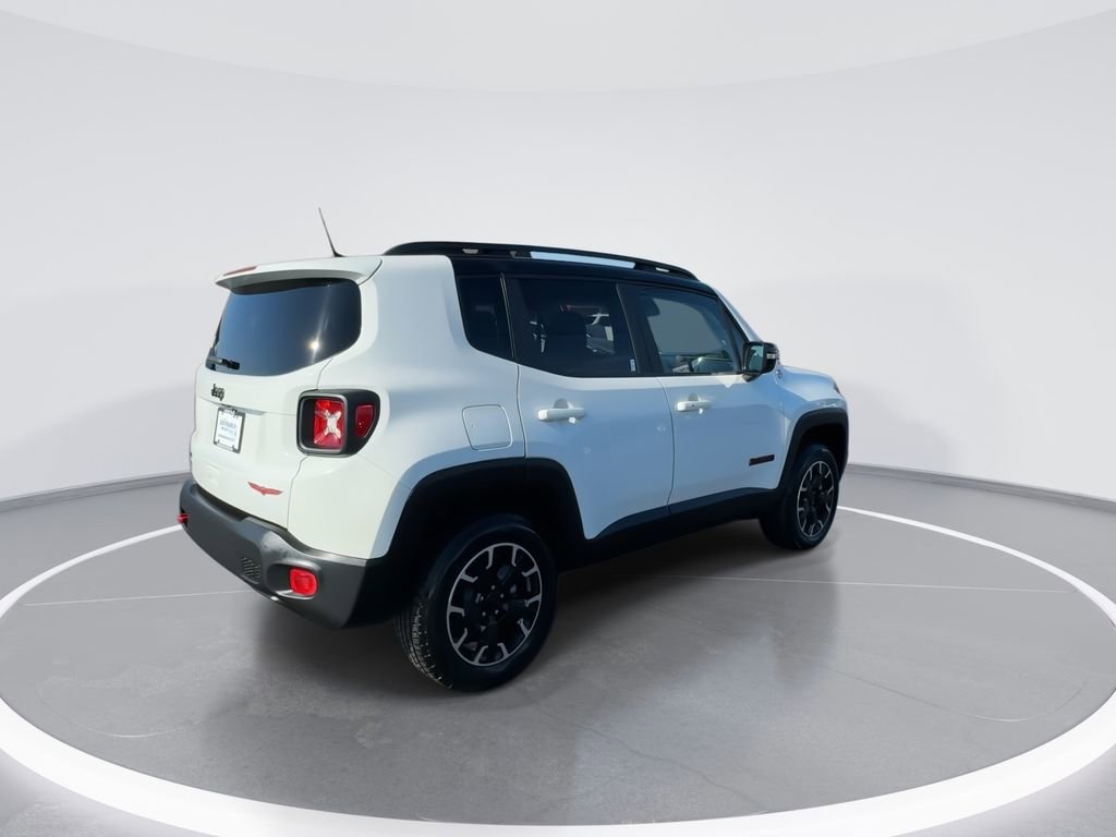 Used 2023 Jeep Renegade Trailhawk image 8