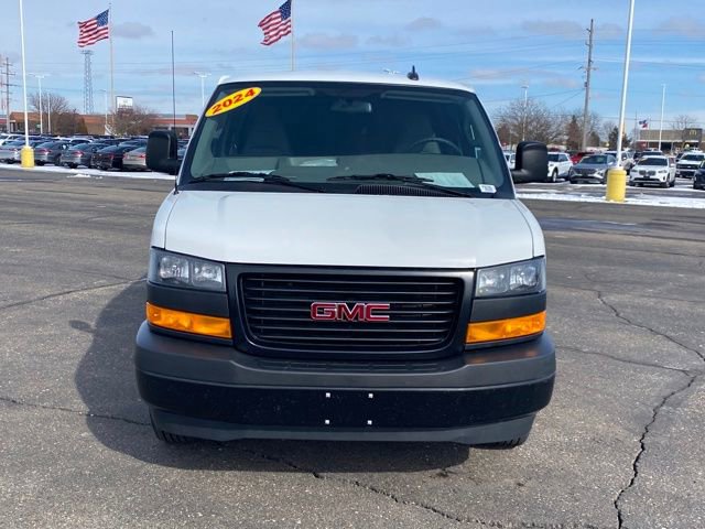 Certified 2024 GMC Savana 2500 Work Van w/ Driver Convenience Package image 3