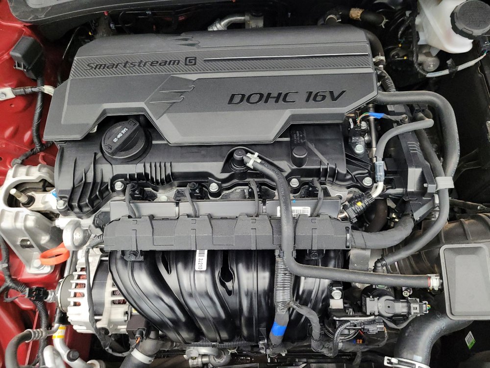 Used 2024 Hyundai Elantra SE image 30