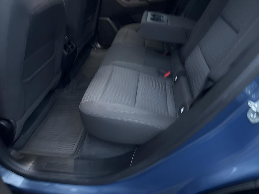 Used 2025 Chevrolet Equinox LT w/ Safety and Technology Package image 22