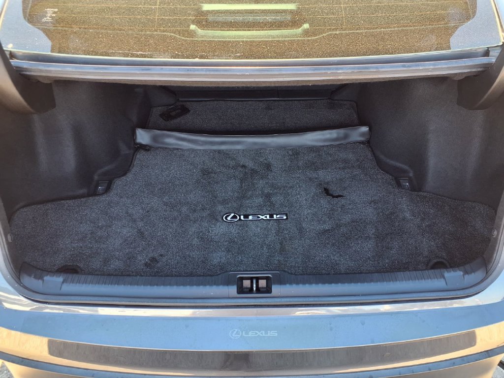 Used 2021 Lexus IS 300 w/ Comfort Package RWD image 27