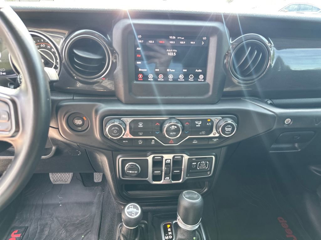 Used 2021 Jeep Wrangler Unlimited Sport AWD/4WD image 24