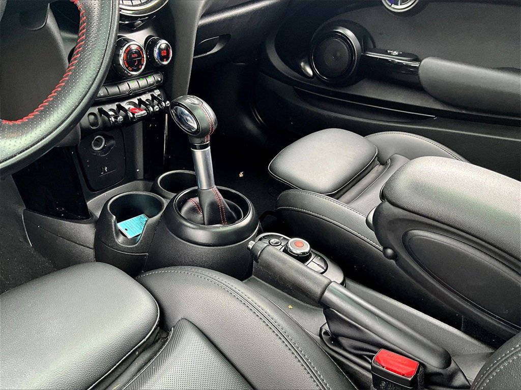 Used 2019 MINI Cooper S image 10