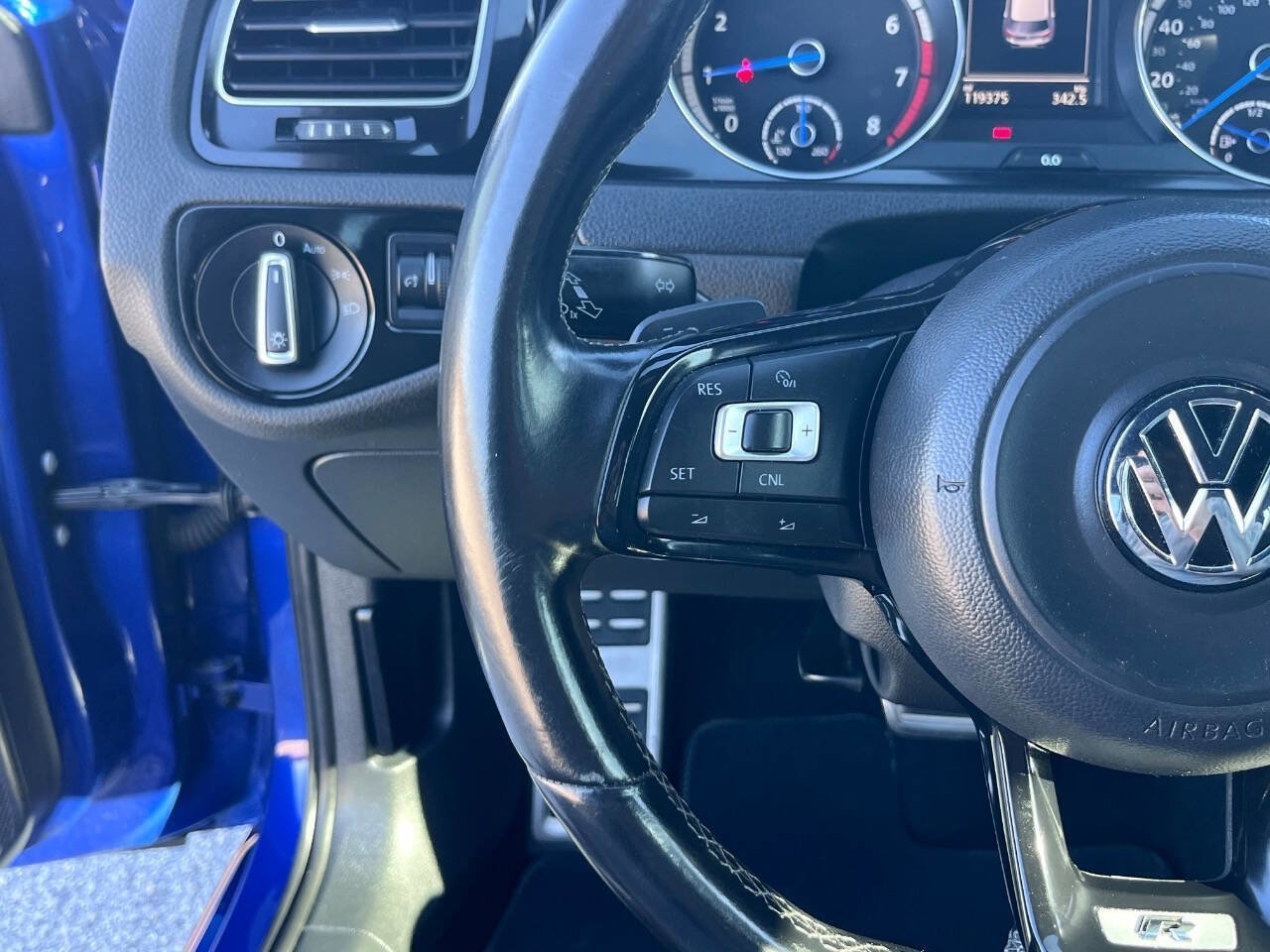 Used 2015 Volkswagen Golf R 4-Door image 34