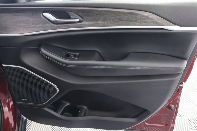 Used 2021 Jeep Grand Cherokee L Limited image 31