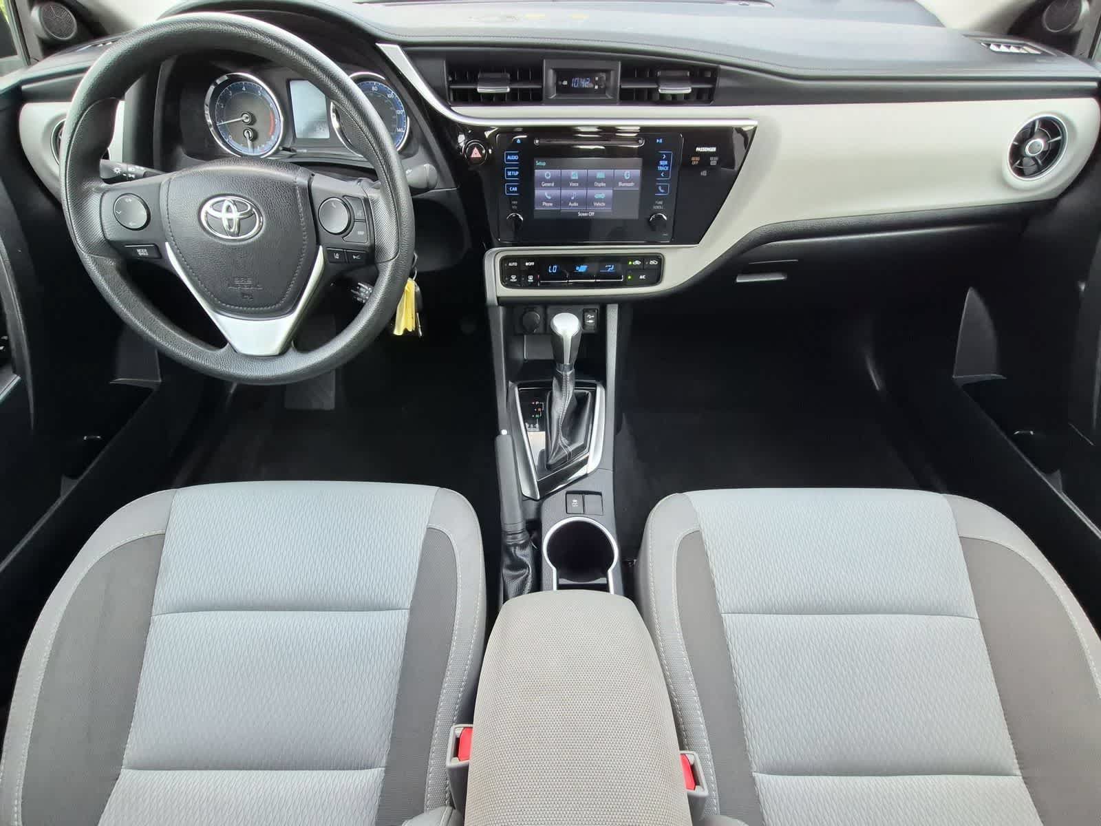Used 2017 Toyota Corolla LE FWD image 15