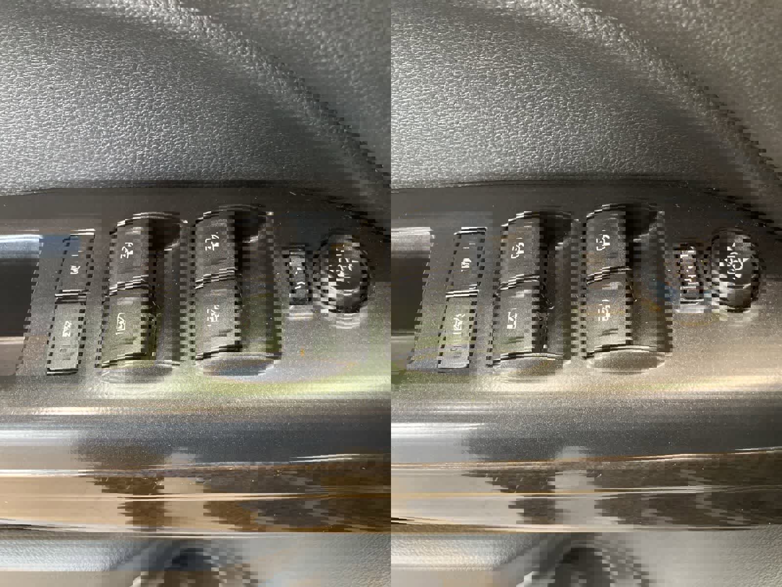 Used 2016 GMC Canyon SLE w/ Nightfall Edition image 12