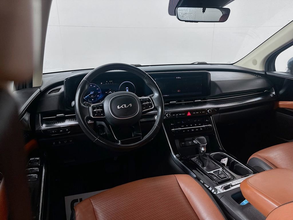 Used 2023 Kia Carnival SX Prestige image 22