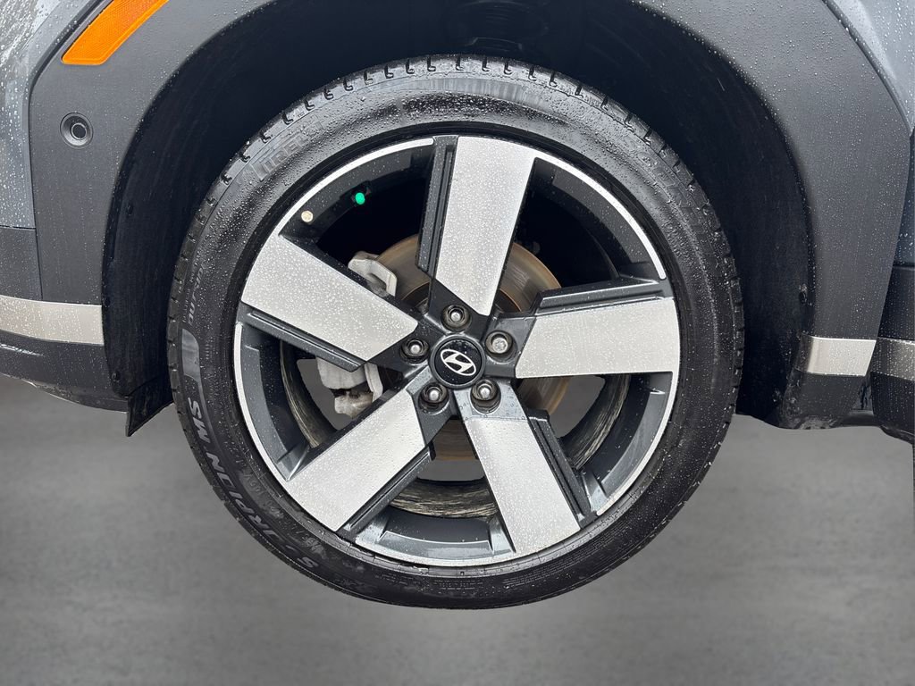 Used 2024 Hyundai Santa Fe Limited image 12