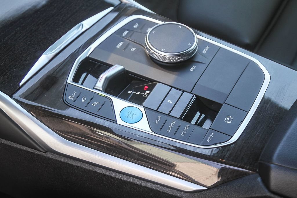 Used 2023 BMW i4 eDrive35 w/ Premium Package RWD image 16