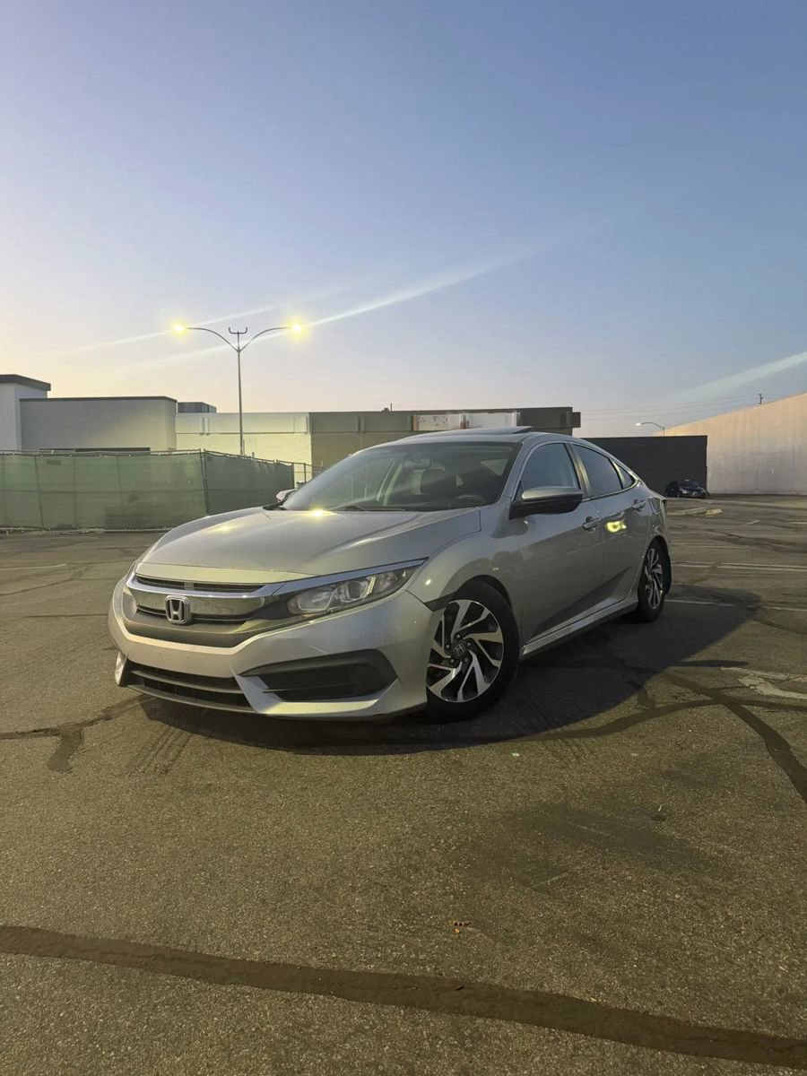 Used 2017 Honda Civic EX image 1