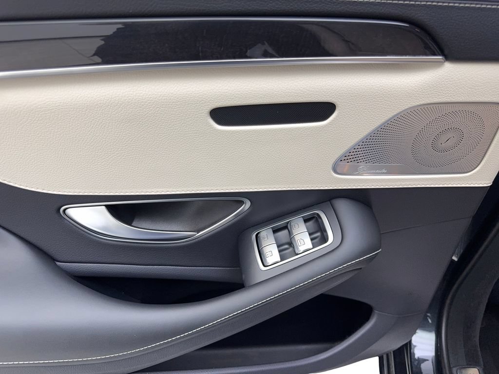 Used 2018 Mercedes-Benz S 450 Sedan image 35