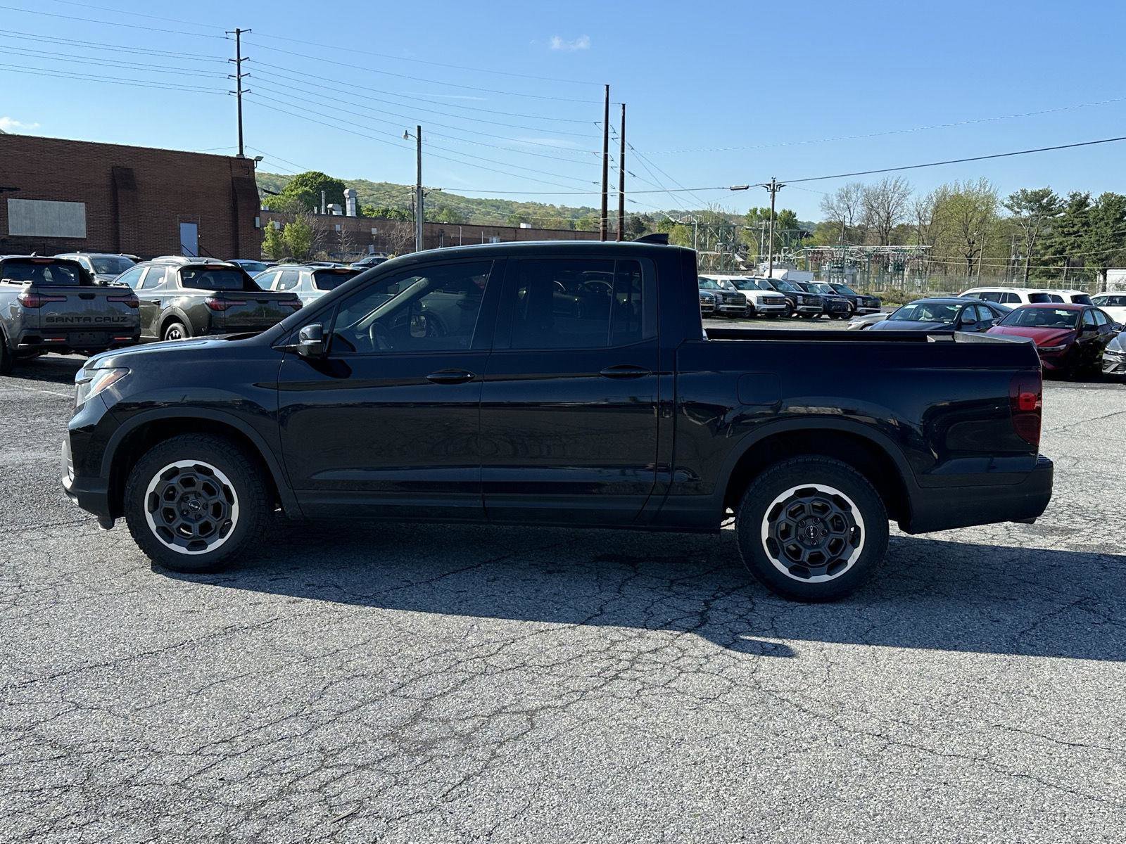 Certified 2024 Honda Ridgeline Black Edition image 5