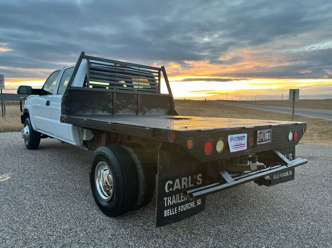Used 2005 Chevrolet Silverado 3500 LS w/ Skid Plate Package image 3