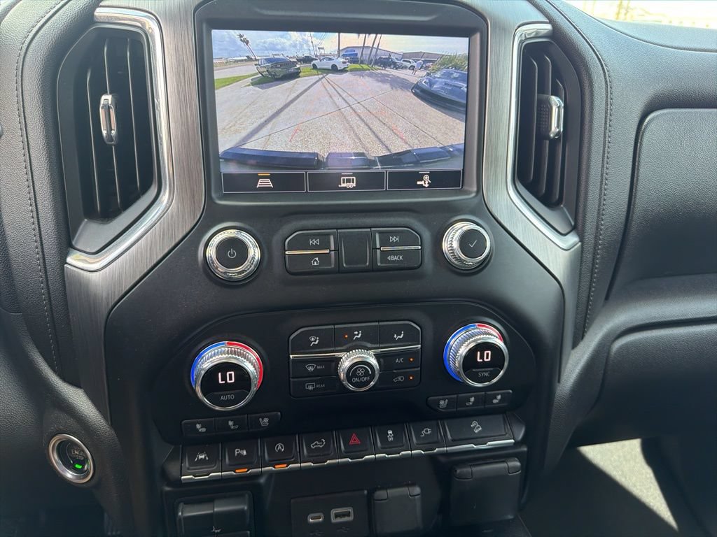 Used 2021 GMC Sierra 1500 Denali w/ Driver Alert Package II AWD/4WD image 11