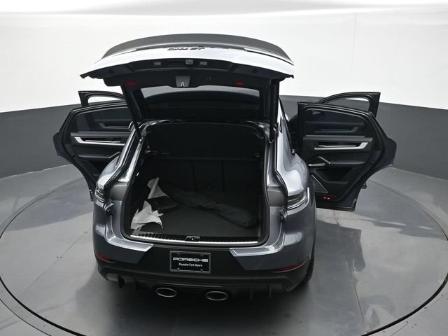 New 2026 Porsche Cayenne Turbo GT AWD/4WD image 28