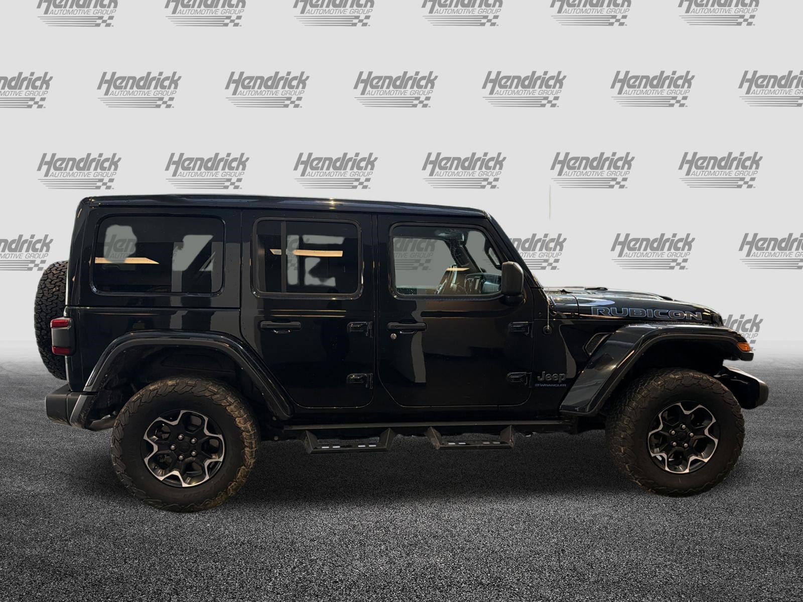 Used 2023 Jeep Wrangler Unlimited Rubicon 4xe w/ Cold Weather Group AWD/4WD image 11