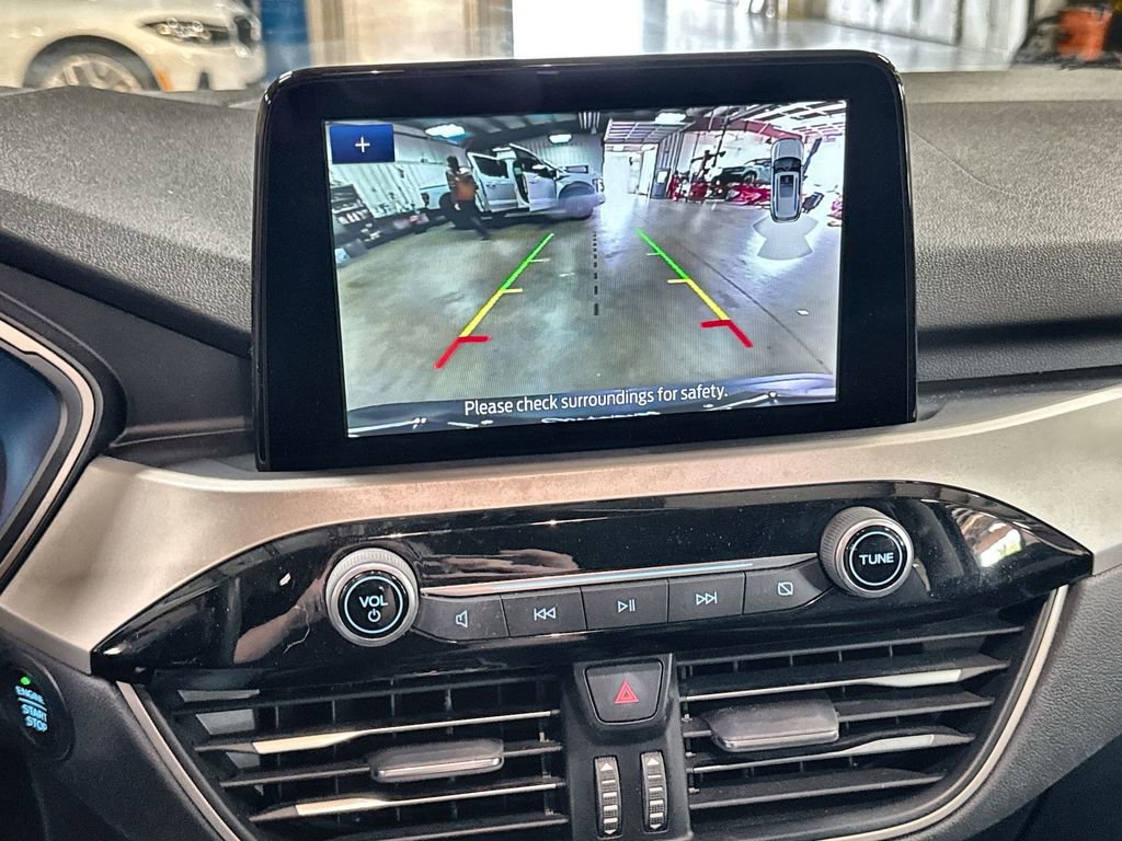 Used 2021 Ford Escape SEL w/ Technology Package image 20