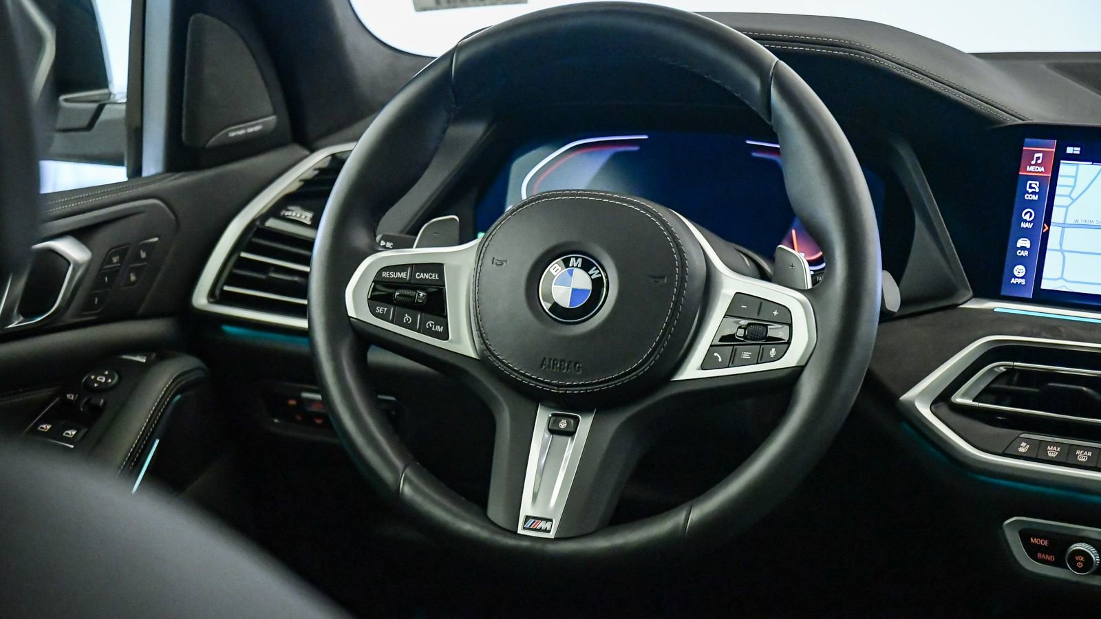 Certified 2023 BMW X5 xDrive40i w/ Executive Package AWD/4WD image 13