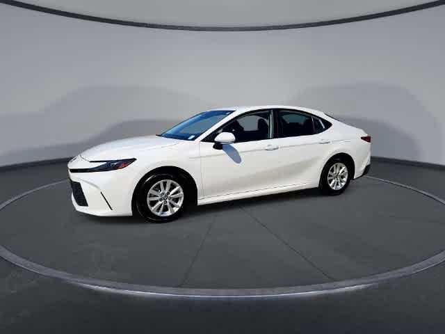 Used 2025 Toyota Camry LE FWD image 4