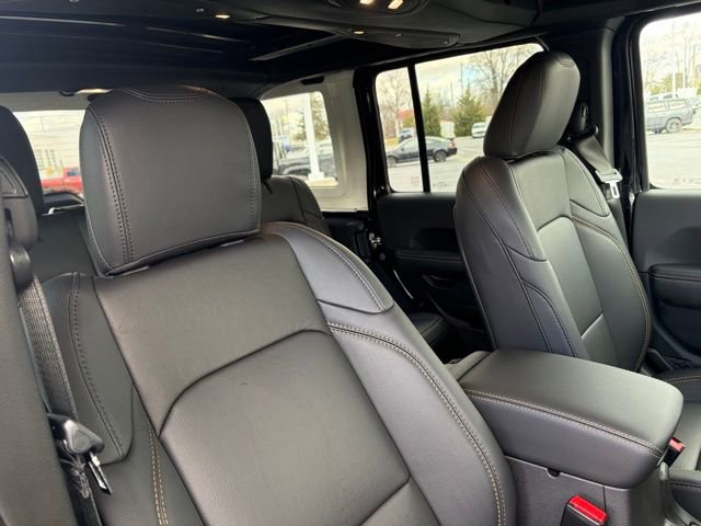 New 2026 Jeep Wrangler Unlimited Sahara AWD/4WD image 31