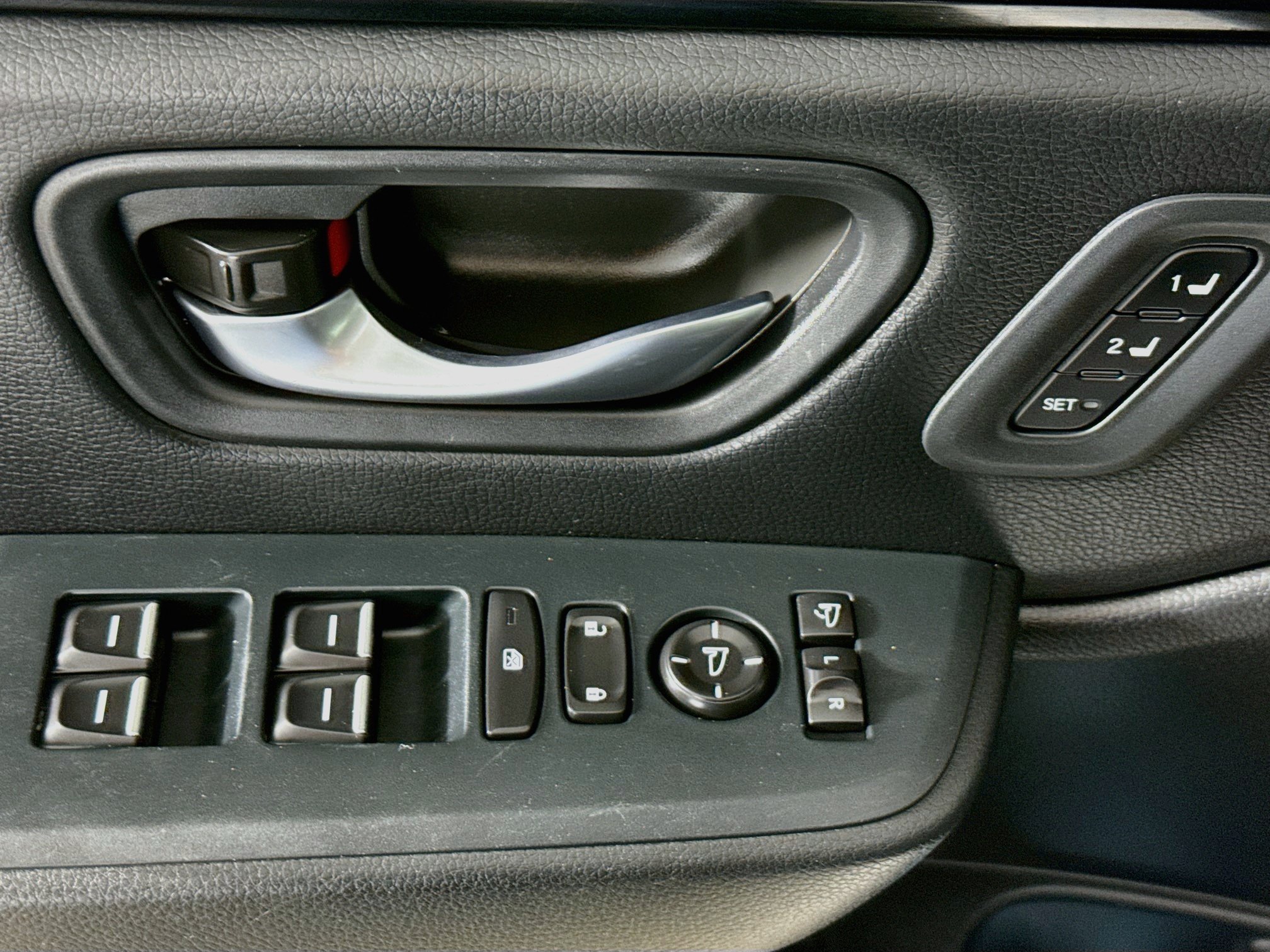 Certified 2025 Honda Pilot TrailSport image 20
