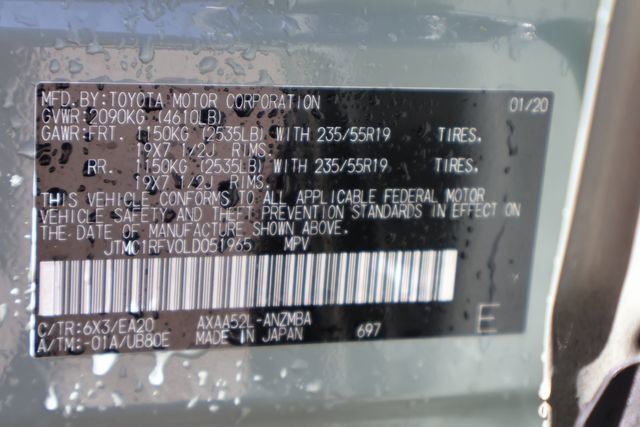 Used 2020 Toyota RAV4 XLE Premium image 28