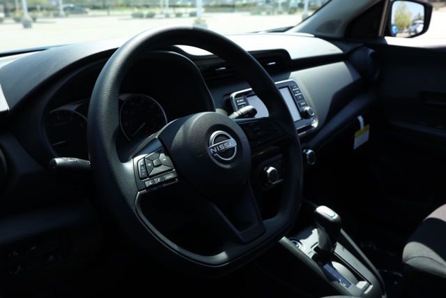 New 2025 Nissan Kicks Play S image 14