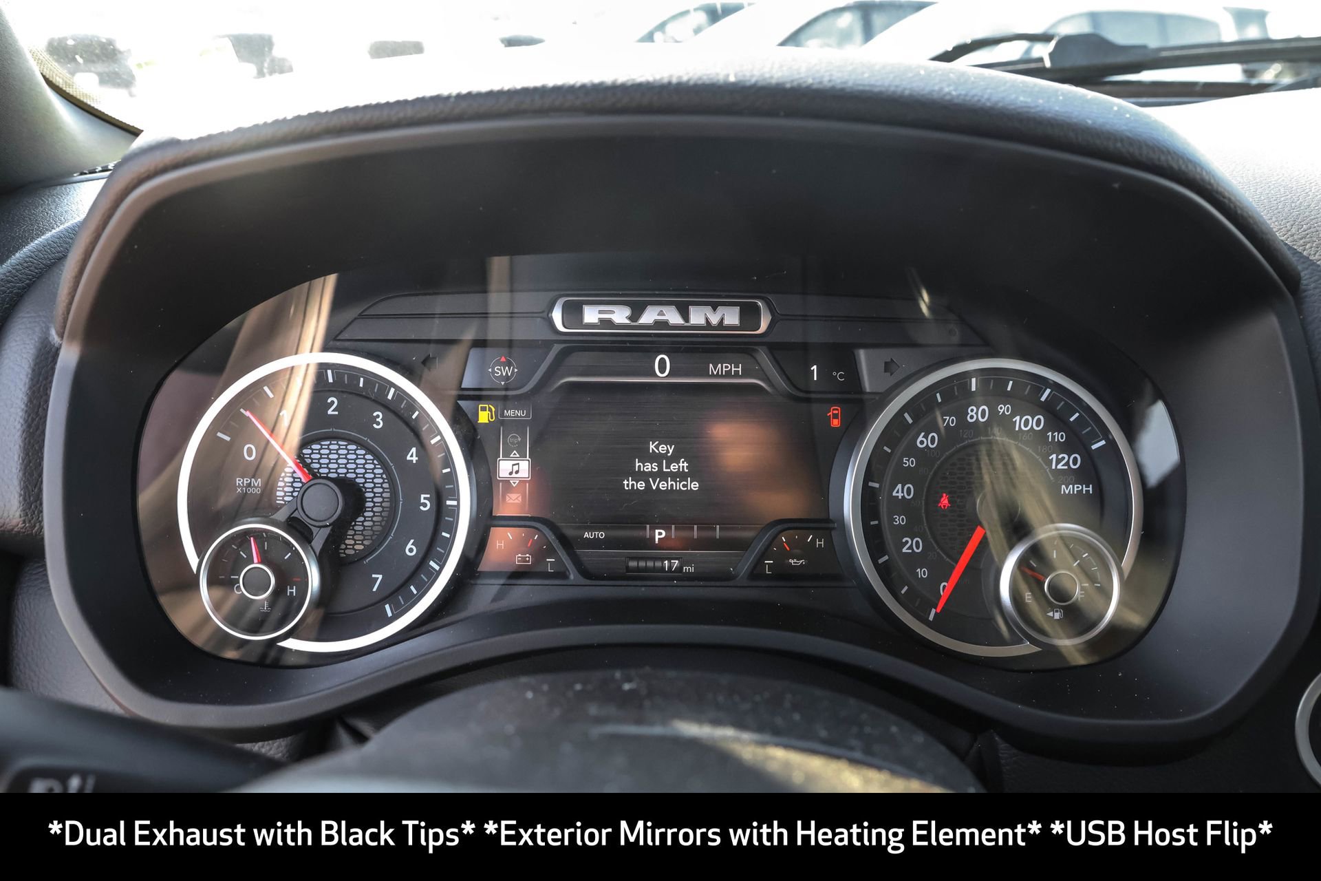 New 2026 RAM 1500 4x4 Crew Cab image 28