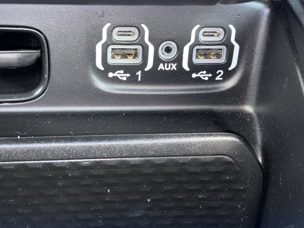 Used 2022 RAM 1500 Big Horn RWD image 9