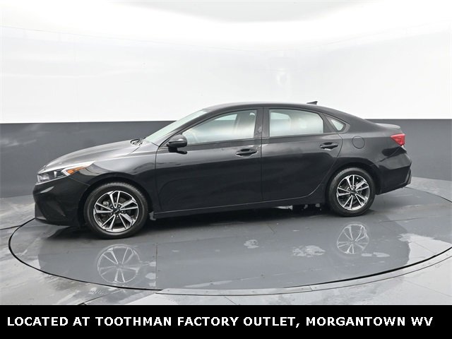 Used 2023 Kia Forte LXS w/ LXS Technology Package image 5