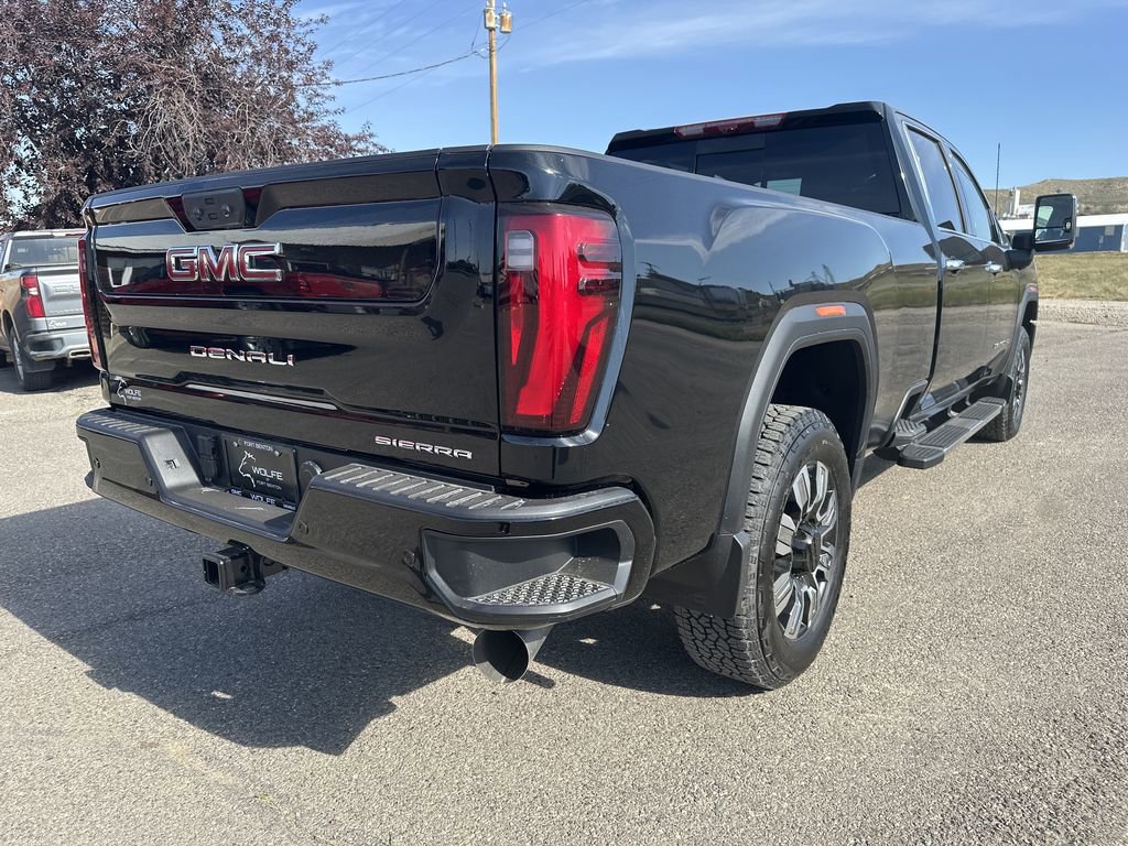 New 2025 GMC Sierra 3500 Denali w/ Technology Package image 19