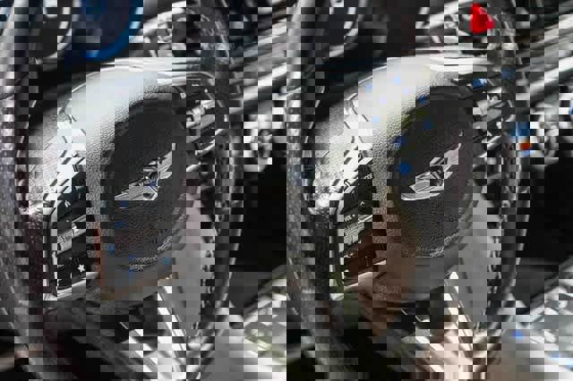 Used 2023 Genesis G70 3.3T image 20