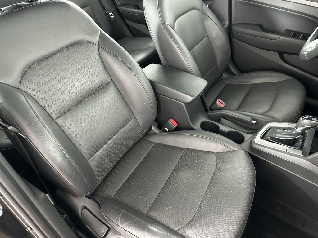 Used 2020 Hyundai Elantra Limited w/ Ultimate Package 03 image 31