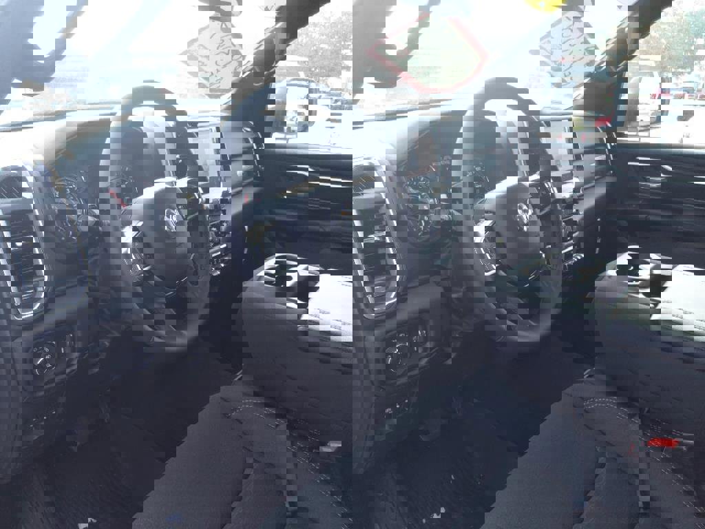 New 2025 RAM 1500 Big Horn image 15