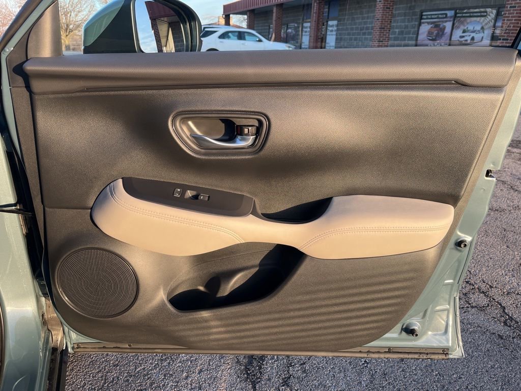 Used 2026 Honda HR-V LX image 30