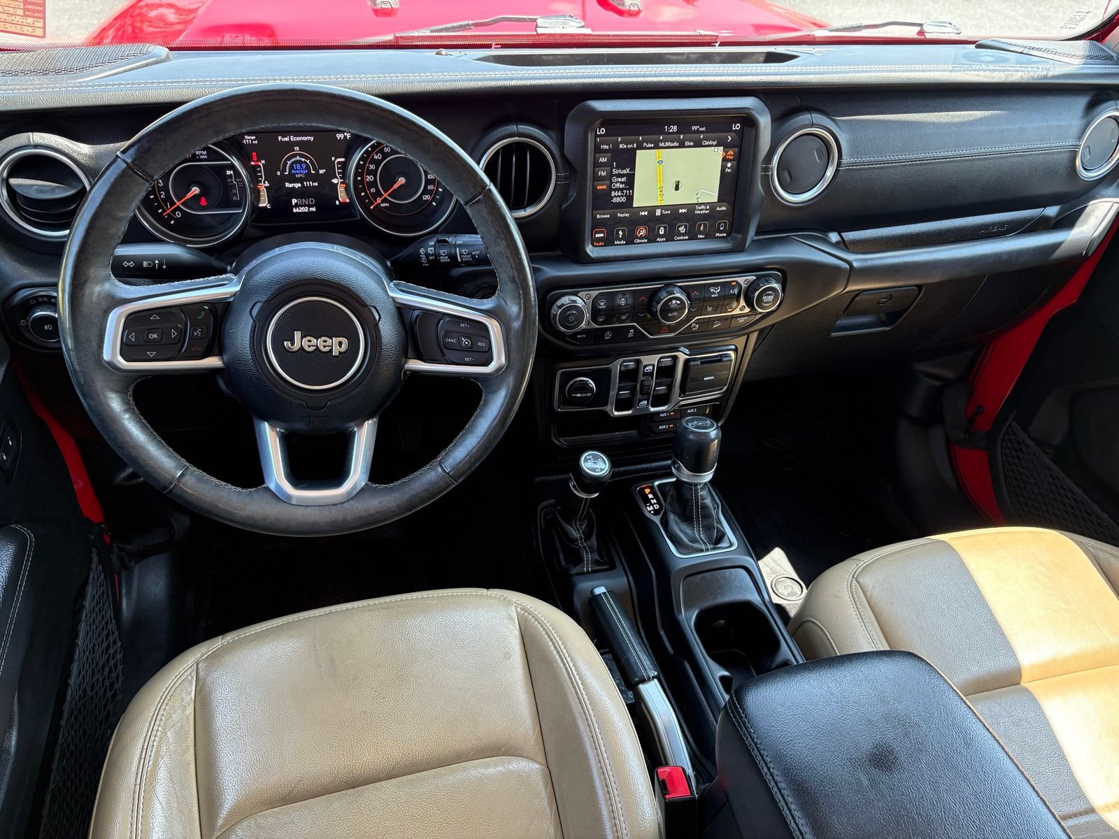 Used 2019 Jeep Wrangler Unlimited Sahara AWD/4WD image 14