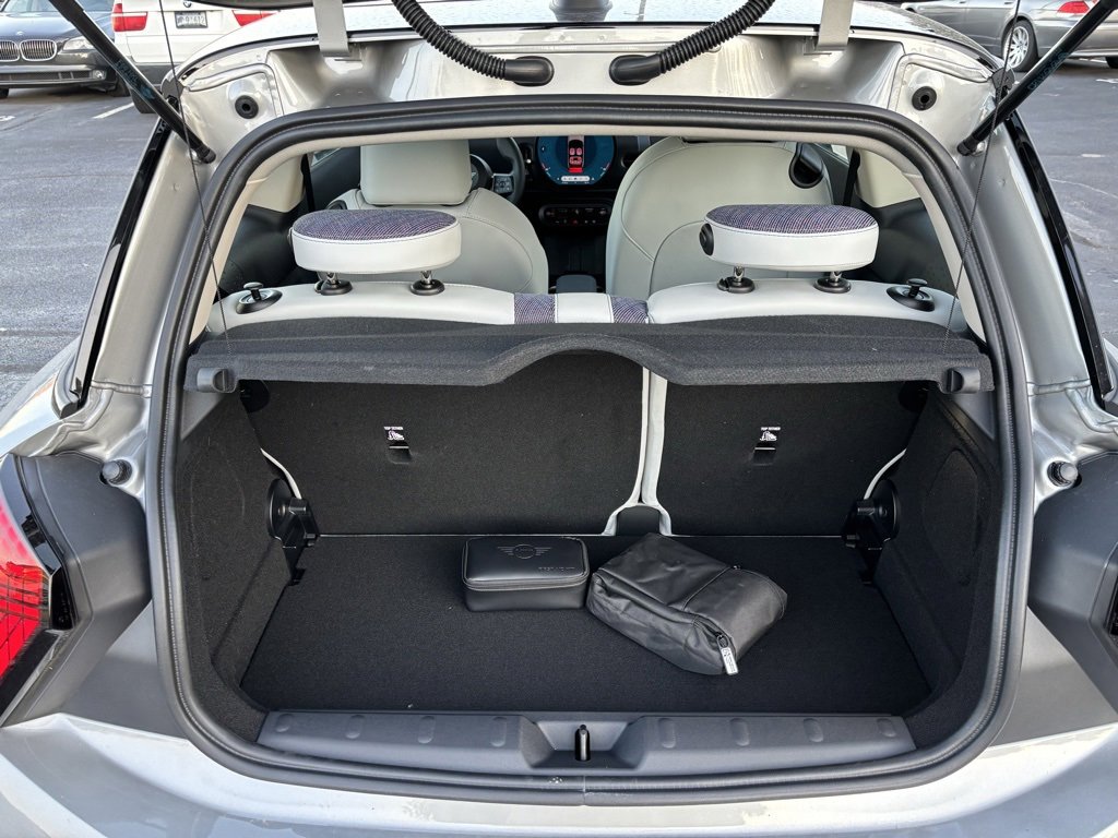 New 2025 MINI Cooper 2-Door Hardtop image 4