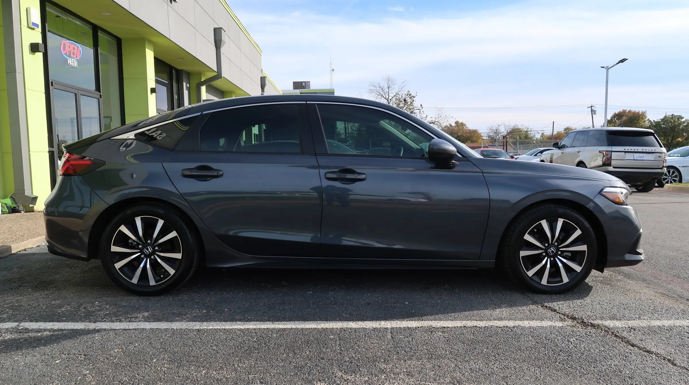 Used 2024 Honda Civic EX-L image 8