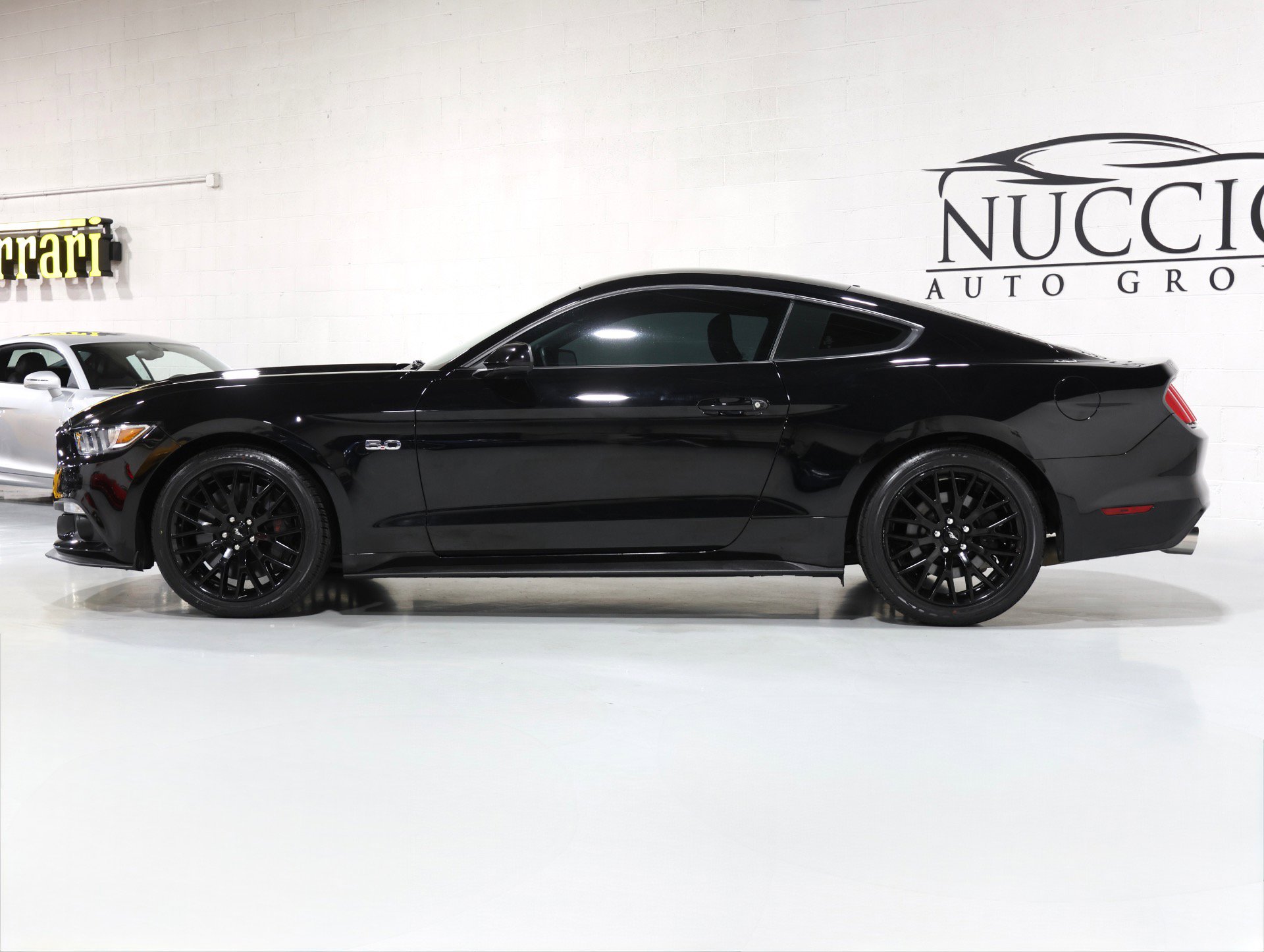 Used 2016 Ford Mustang GT w/ GT Performance Package RWD image 7