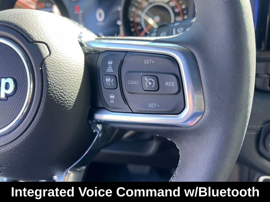 Used 2025 Jeep Wrangler Sahara w/ Safety Group image 18