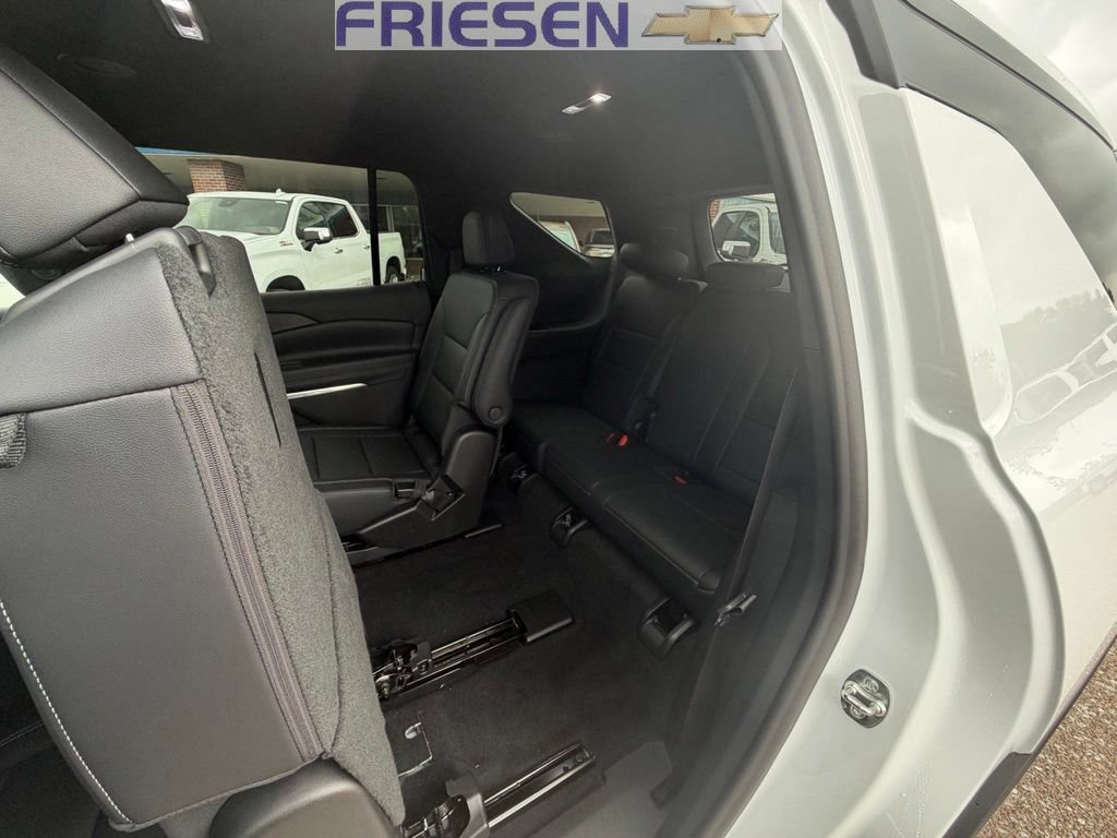 New 2027 Chevrolet Traverse LT w/ Midnight/Sport Edition AWD/4WD image 21