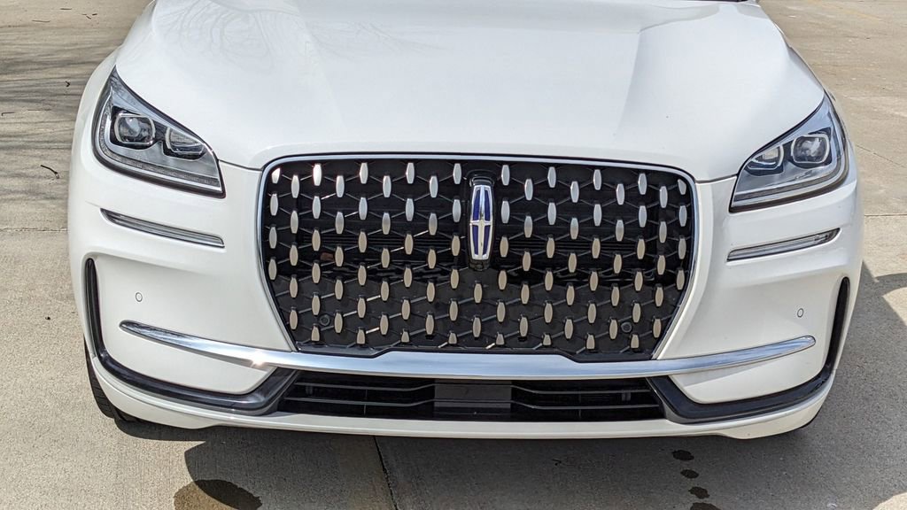 Used 2023 Lincoln Corsair Grand Touring w/ Equipment Group 301A image 9