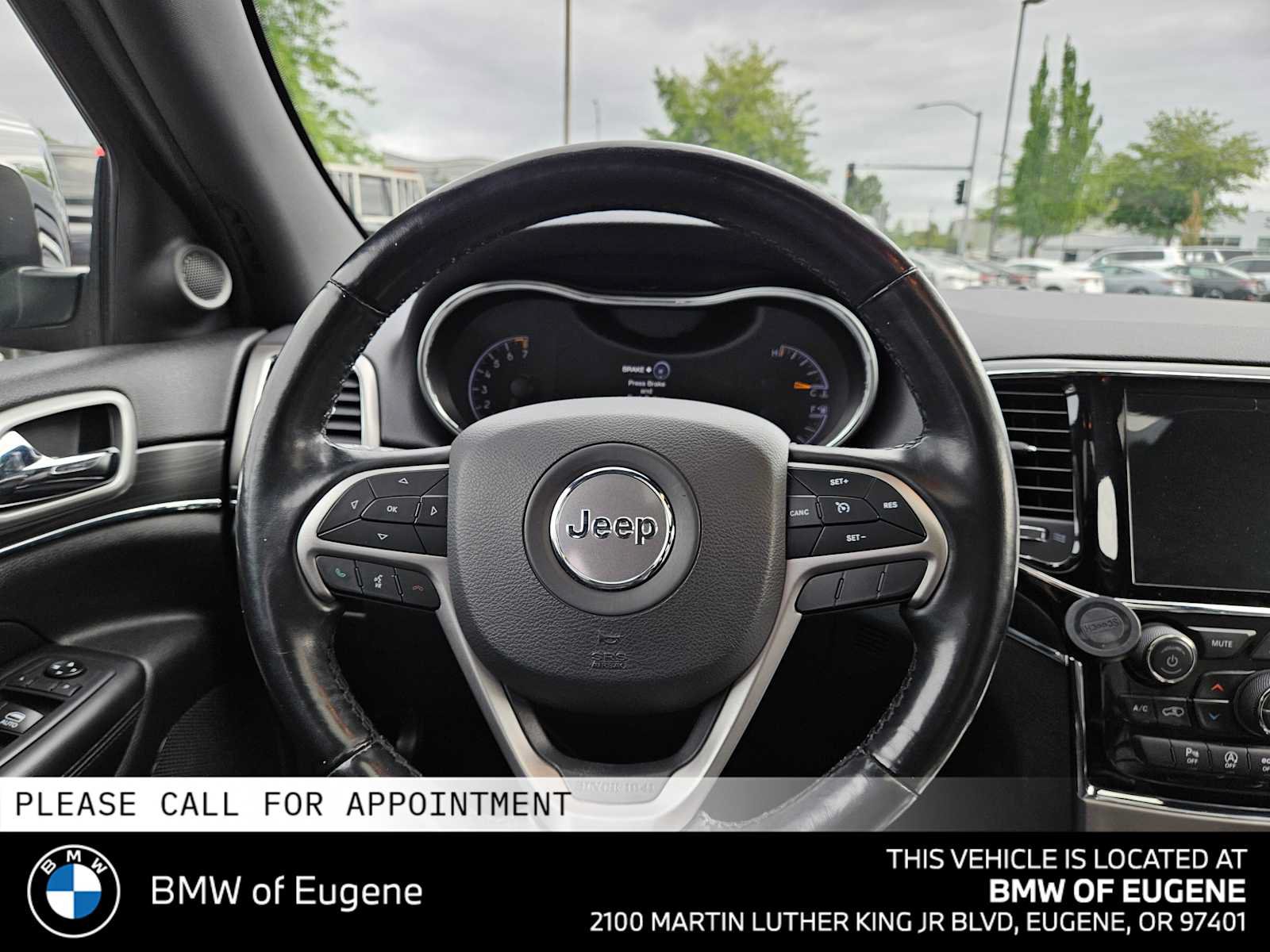 Used 2020 Jeep Grand Cherokee Limited w/ Luxury Group II AWD/4WD image 22