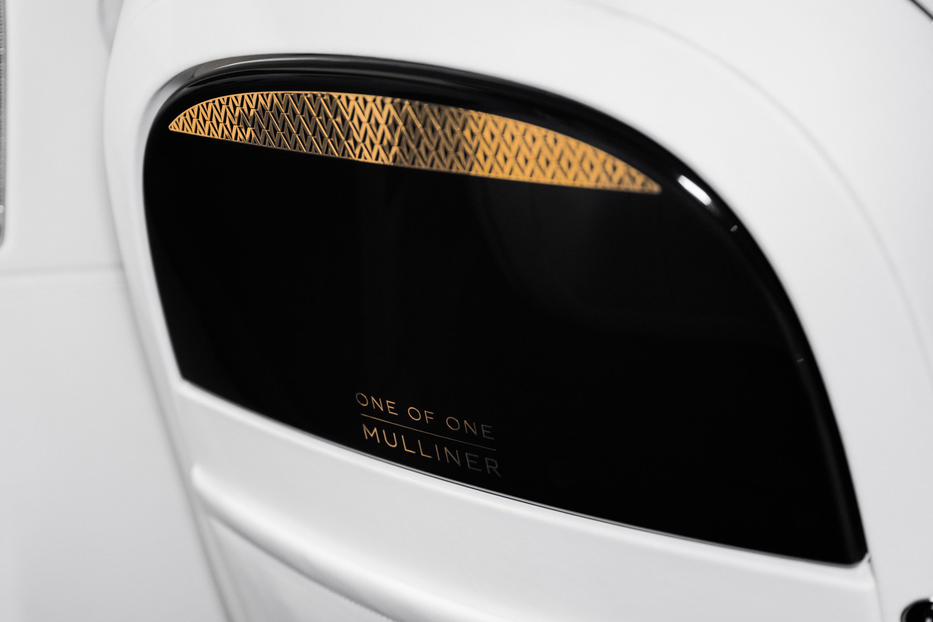 New 2026 Bentley Flying Spur Plug-In Hybrid image 30